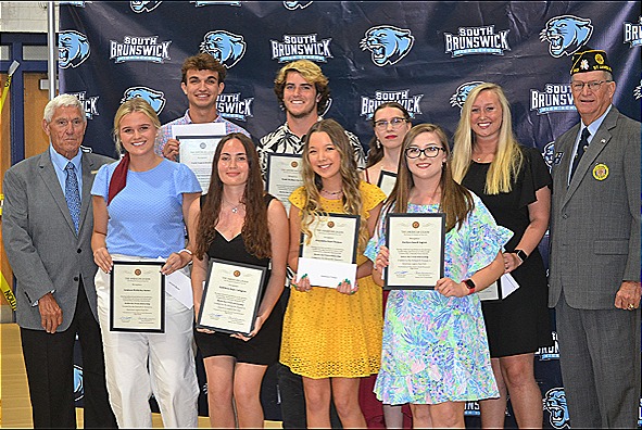 sharper student scholarship winners
